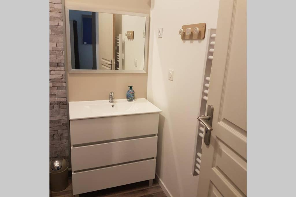 Sejour Romantique Apartment